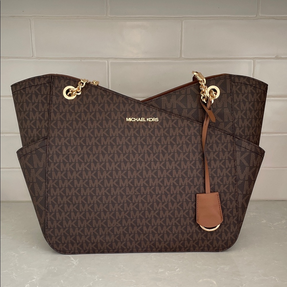New Michael Kors Brown Monogram Shoulder Bag- jet set travel / new with tags